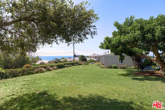 Building Photo - 29740 Baden Pl