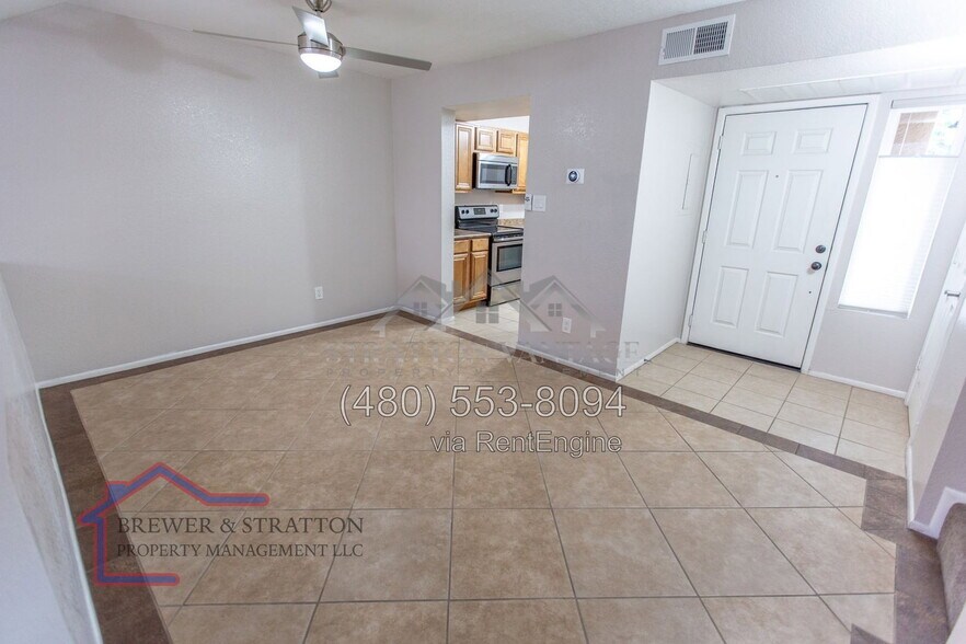 Building Photo - 5122 E Shea Blvd