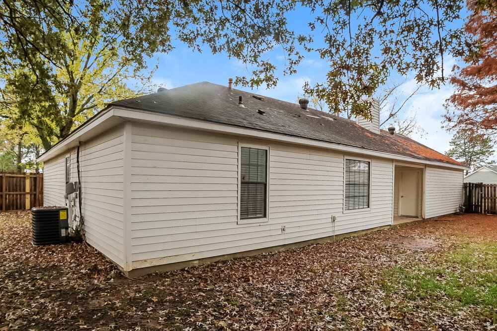 Building Photo - 2106 Charles Bryan Rd