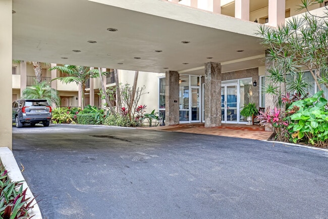 Building Photo - 3475 S Ocean Blvd