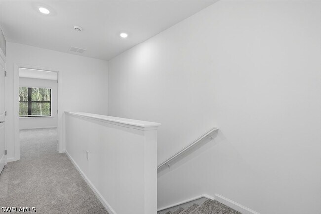 Building Photo - 27881 Radiant Ct