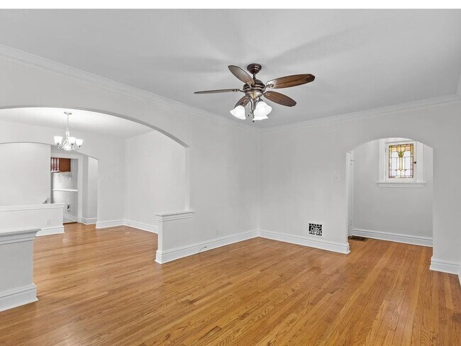 Building Photo - Comfortable Living in the Heart of South St. Louis