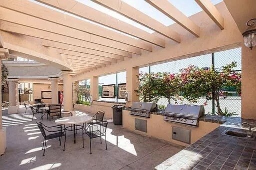 Swimming Pool With Barbeque - 3935 Nobel Dr