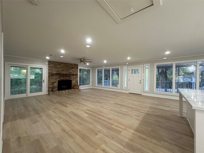 Building Photo - 71 Castaway Ln