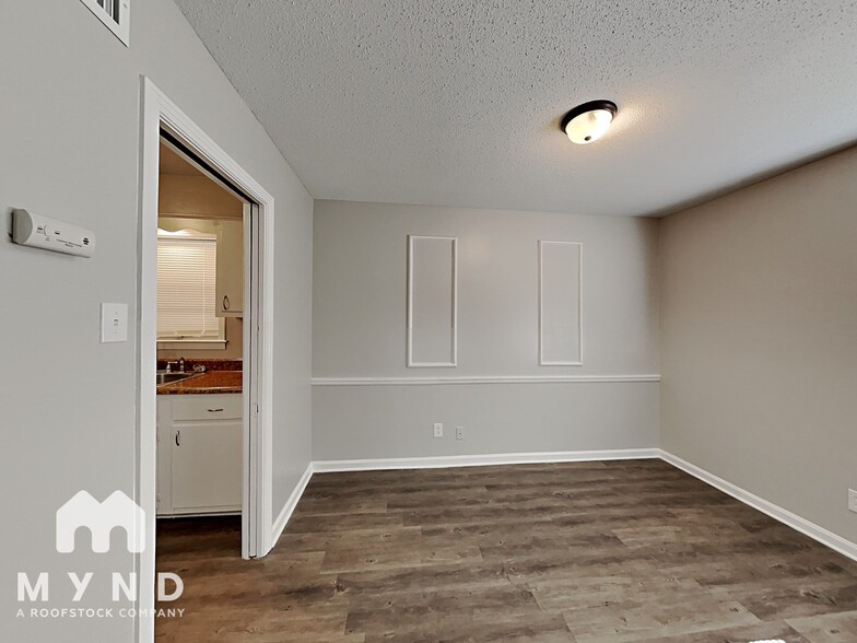 Building Photo - 5160 Rolling Meadows Dr