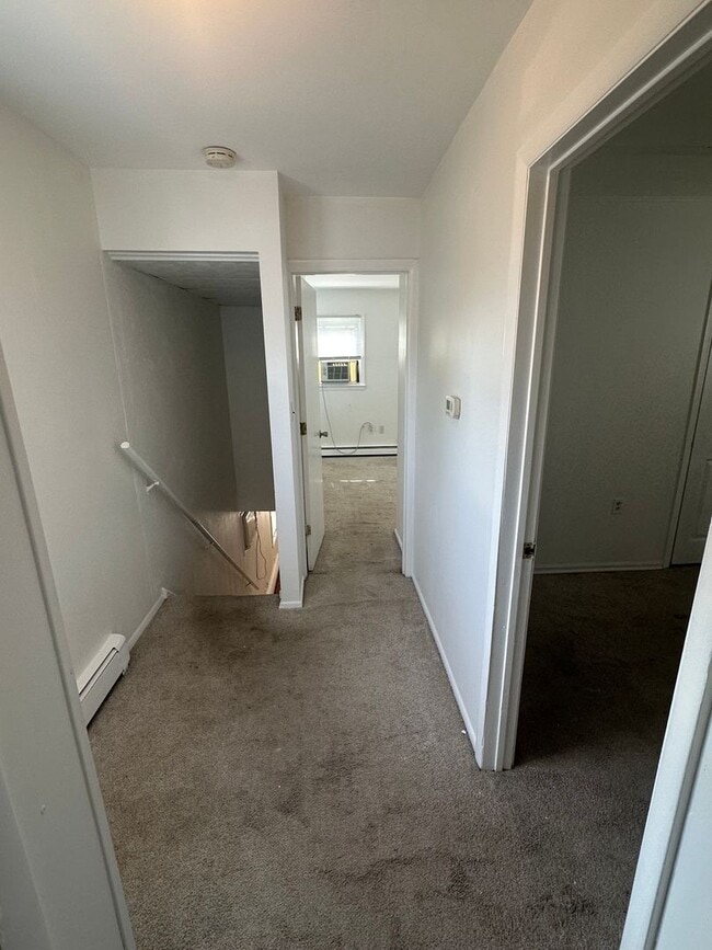 Building Photo - 15 Waterview Pl