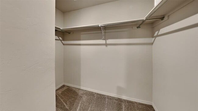 Building Photo - 10009 SW 41st St