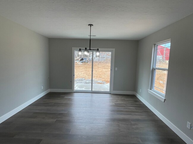 Building Photo - NEW CONSTRUCTION 3 Bed 2 Bath FOR RENT in Waynesville