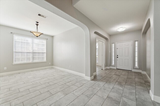 Building Photo - 6159 Flint Ct