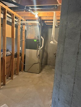 Building Photo - 1761 St Joseph St