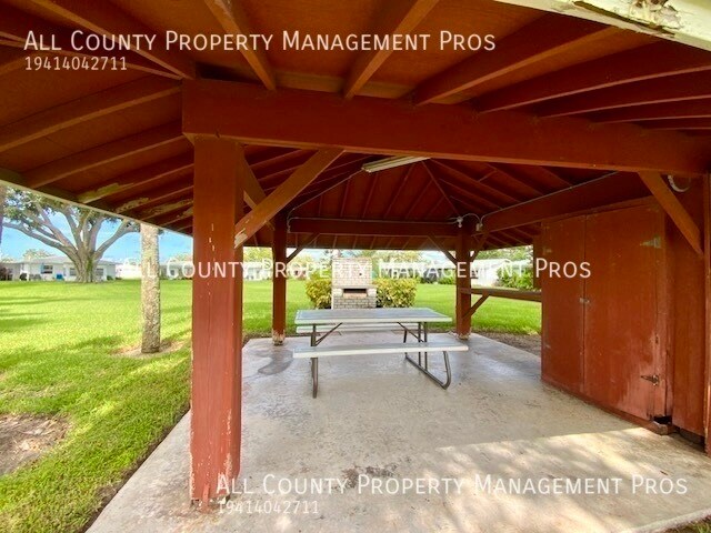 Building Photo - 6906 Curtiss Ave