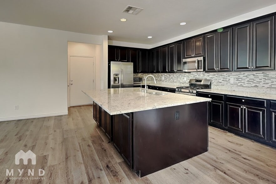 Building Photo - 7825 Flintshire Ct