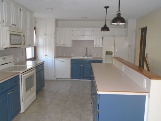 Building Photo - 200 N Delaware Ave