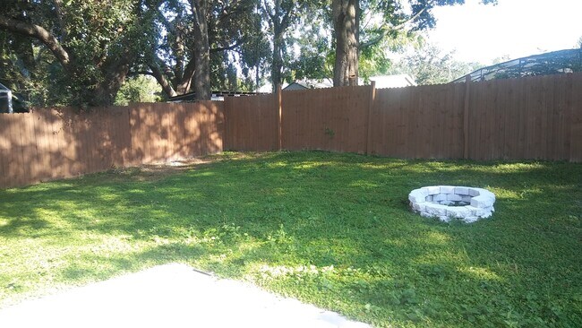 Building Photo - Single Family 3 bedroom, 2 bathroom home in Kissimmee