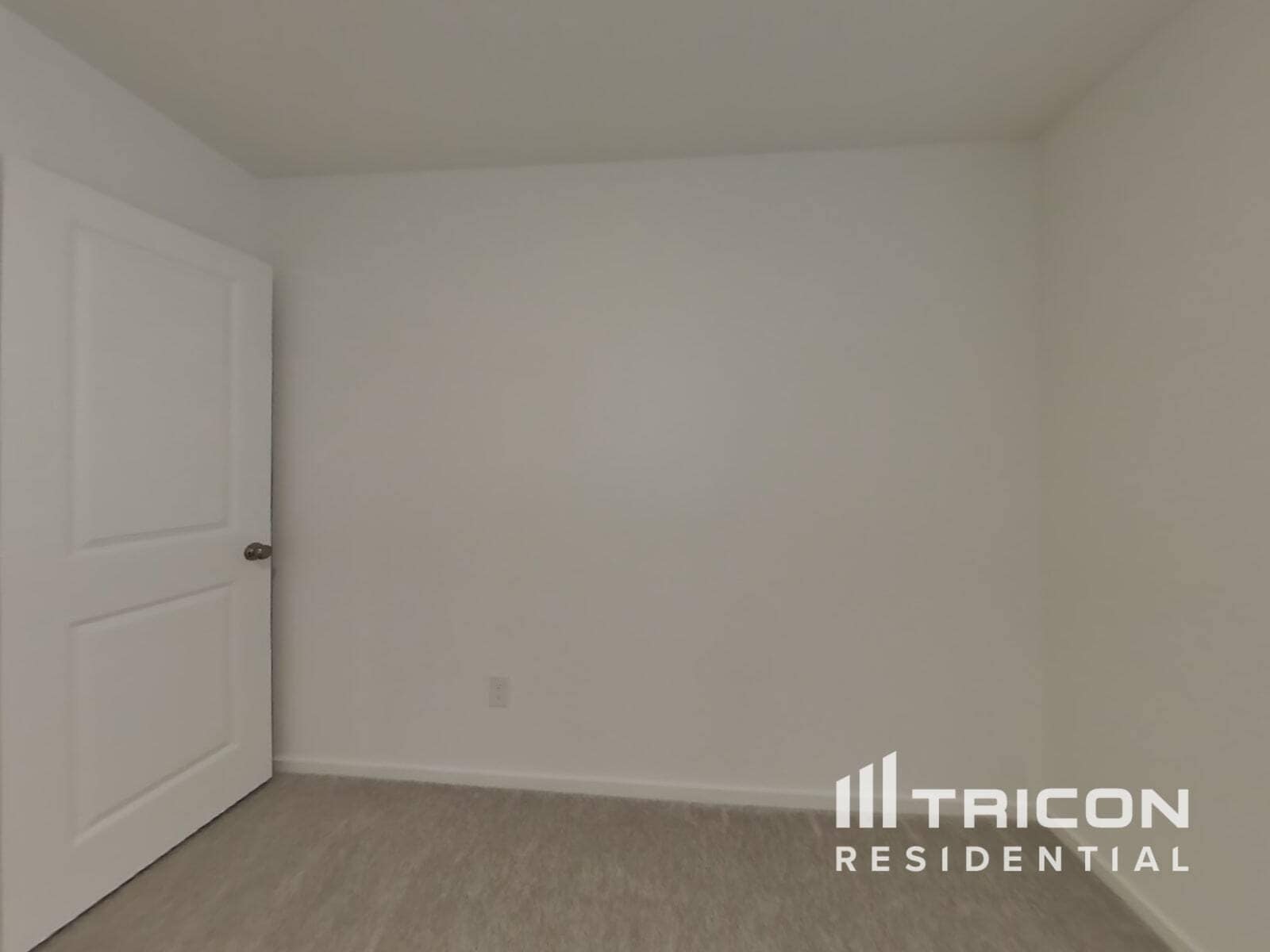 Building Photo - 3065 Dawn Sound Dr