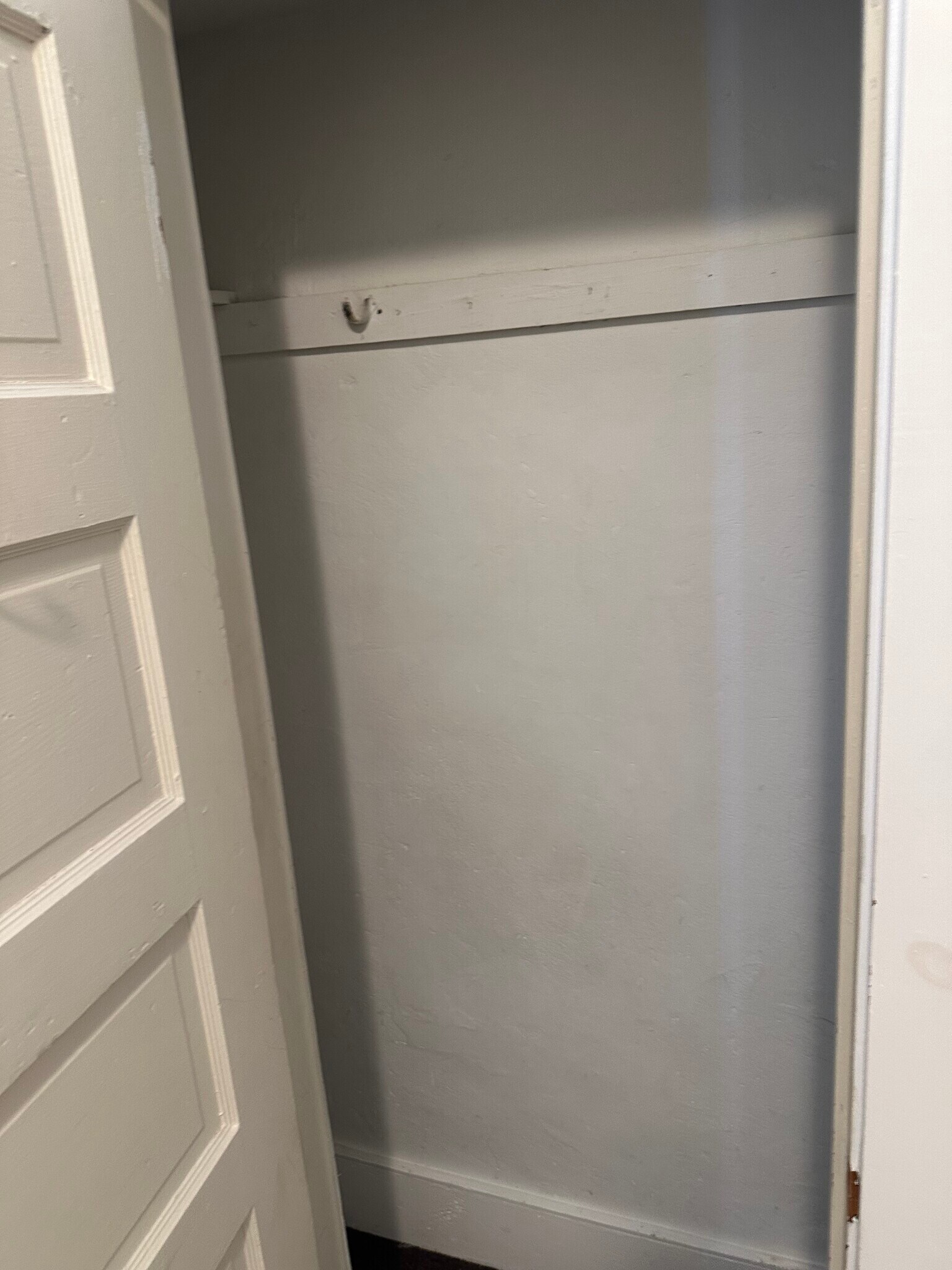 Building Photo - 810 Brock Ave