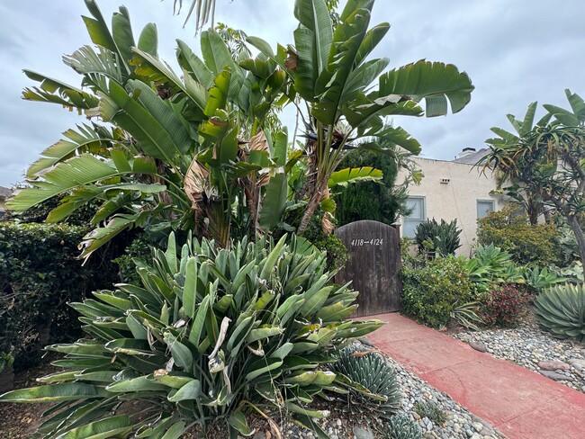 Primary Photo - Charming 1-Bedroom Garden Cottage w/Garage...