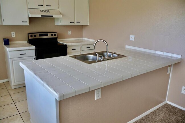 Building Photo - 14054 Bell Towne Dr