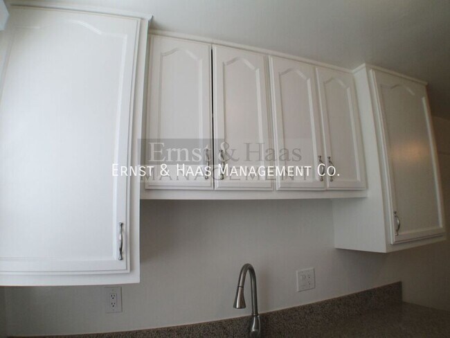 Building Photo - 4531 N Banner Dr