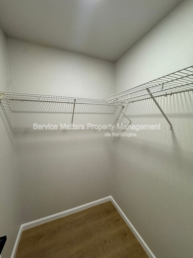 Building Photo - 10520 Wilderness Ln