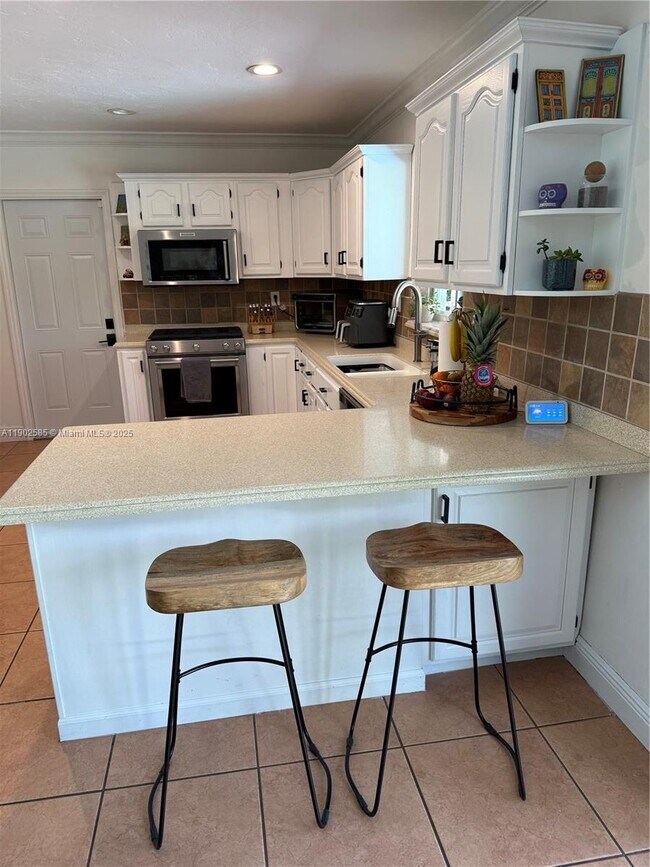 Building Photo - 10841 SW 127th St