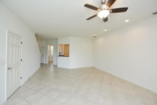 Building Photo - 3658 Parkridge Cir