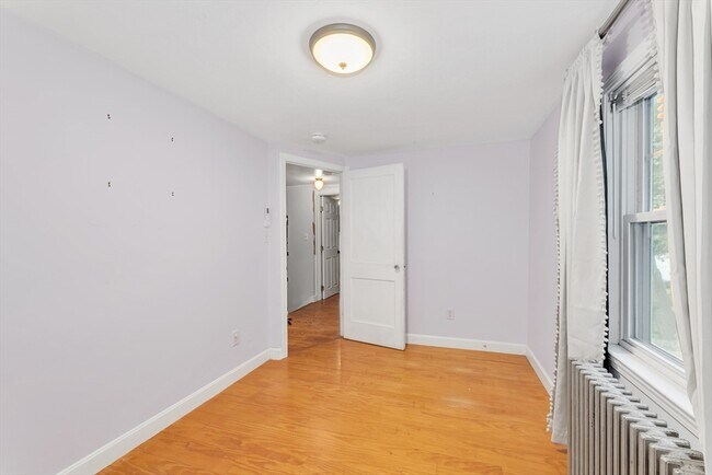 Building Photo - 153 Stimson St