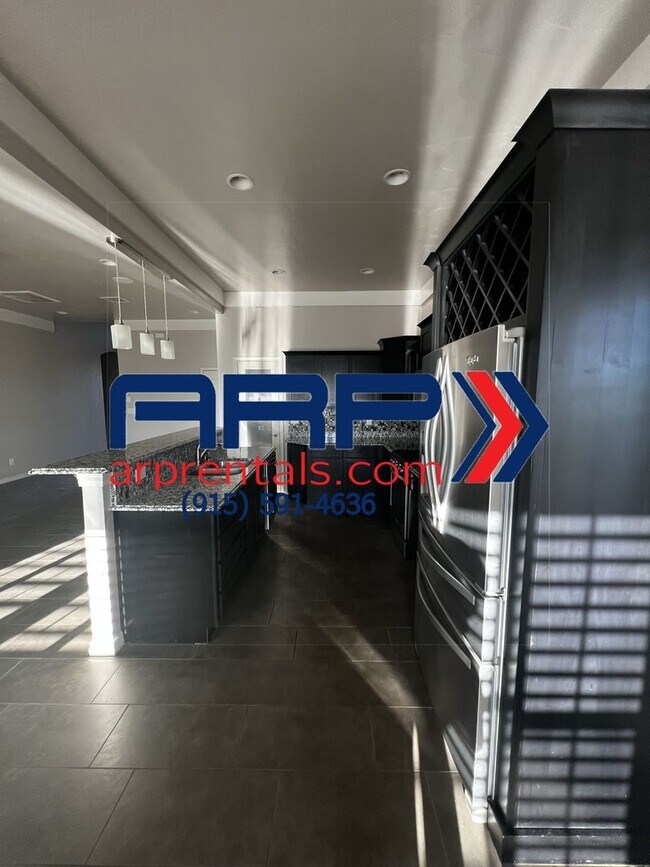 Building Photo - BEAUTIFUL EASTSIDE HOME Open House 09/02/2023 from 1:00pm to  1:30pm