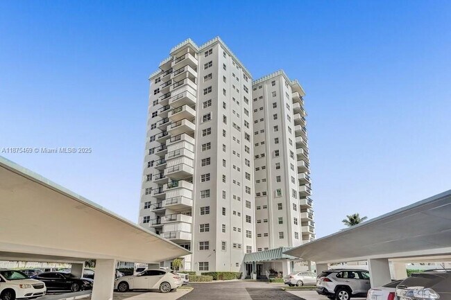Building Photo - 1500 S Ocean Blvd