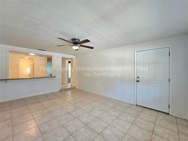 Building Photo - 611 Lyndhurst St