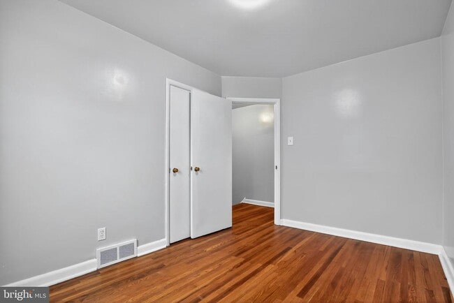 Building Photo - 9050 Convent Ave