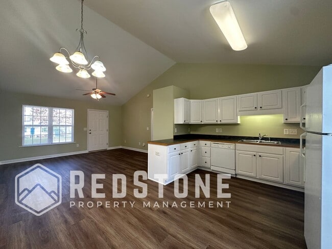 Building Photo - 2224 May Dr