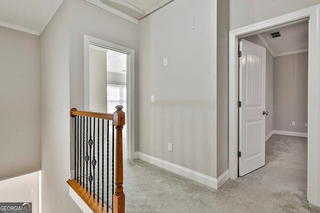 Building Photo - 205 Lexington Village