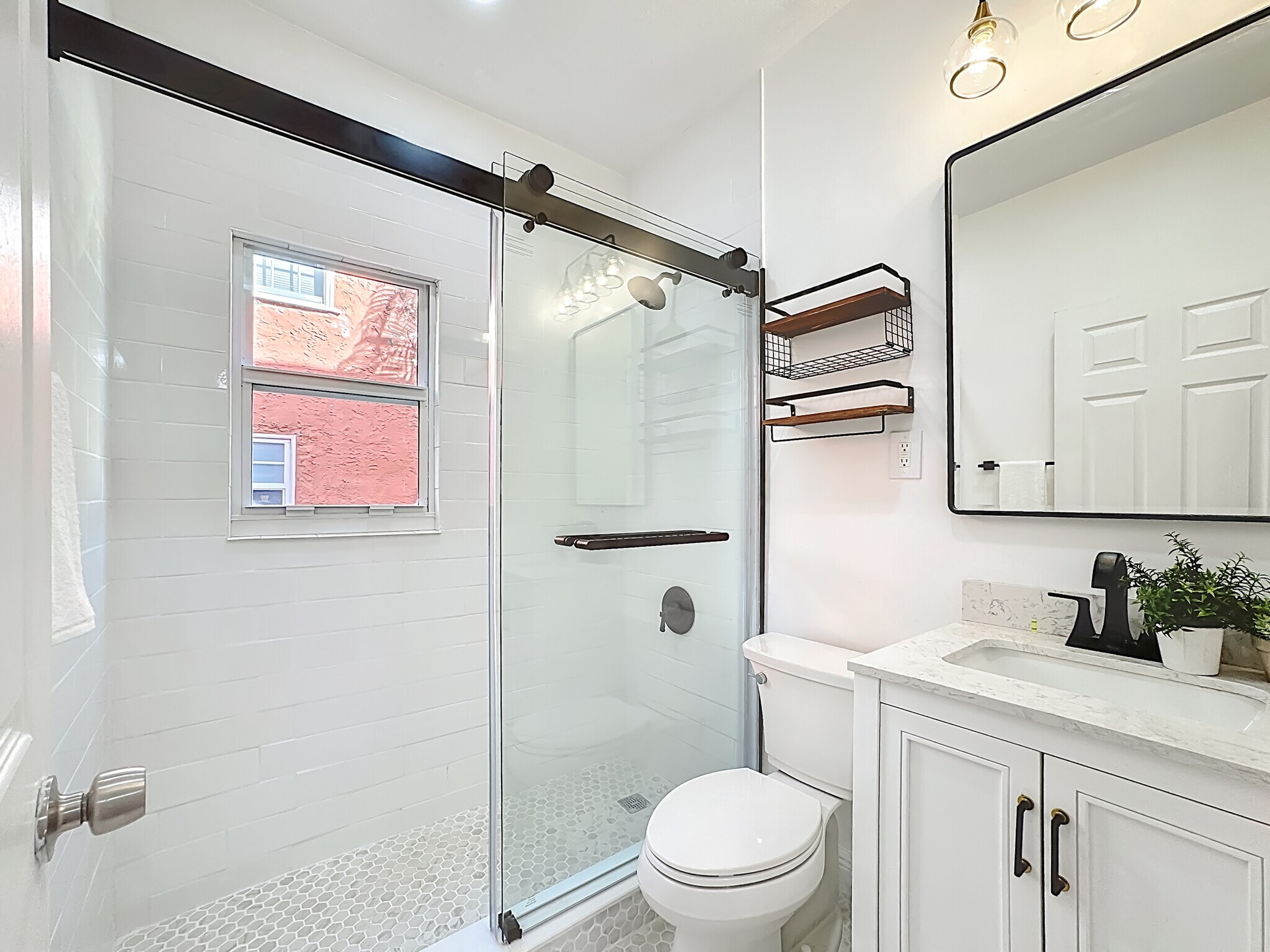 Bathroom - 518 Biscayne Dr