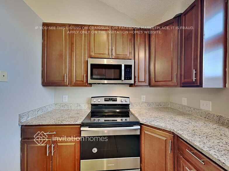 Building Photo - 10277 Dusk Way