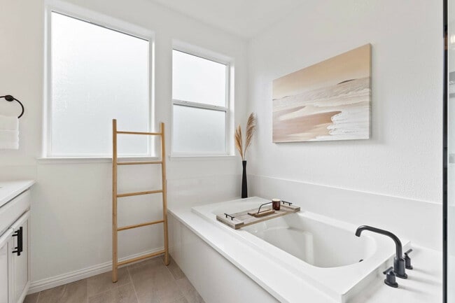 Building Photo - 5723 Synergy Ct