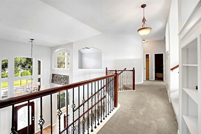 Building Photo - 13707 Elm Shores Dr