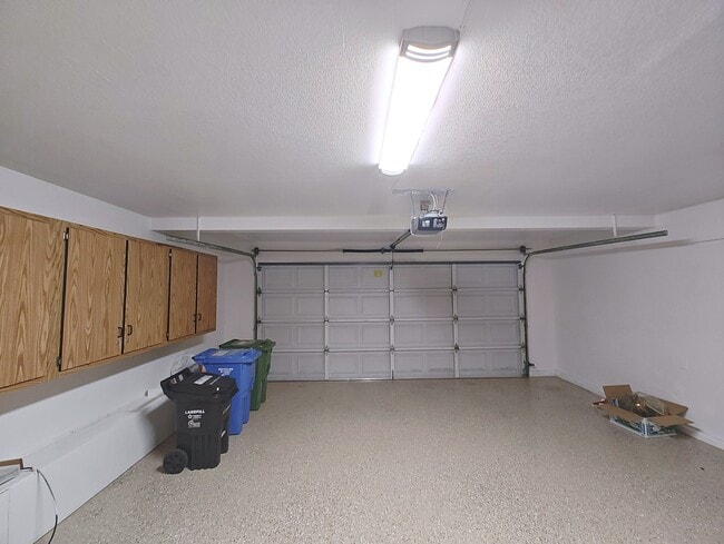 Building Photo - 4378 Conejo Dr