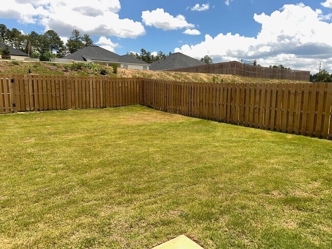 Building Photo - 7161 Paisley Cir