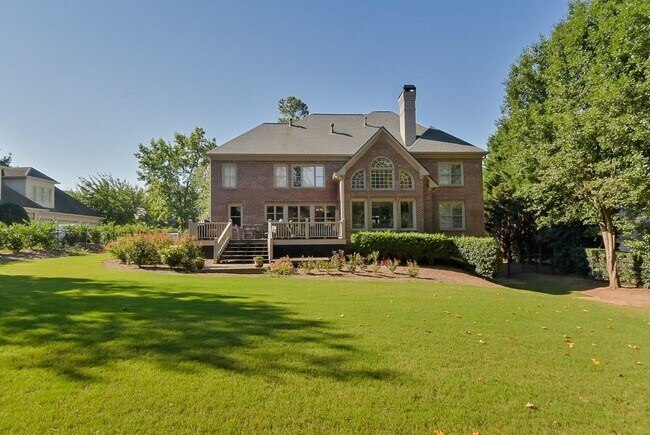 Building Photo - 3030 Sugarloaf Club Dr
