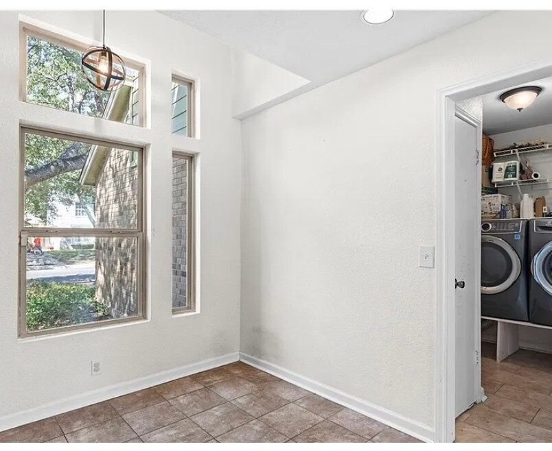 Building Photo - 9739 Wagon Train