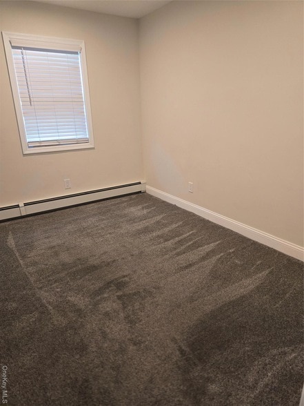 Building Photo - 359 E Pine St