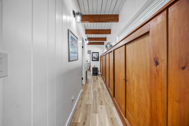 Building Photo - 11560 Dragon Point Dr