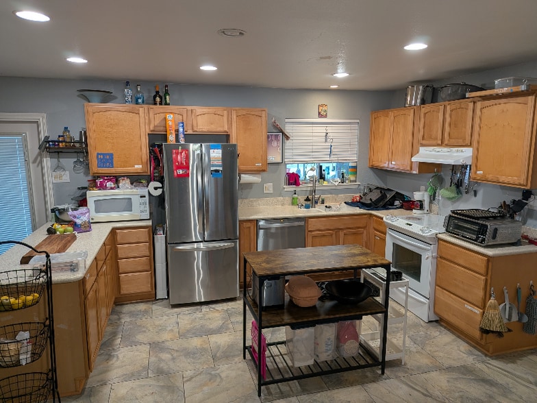 Building Photo - 3814 Starhill Dr