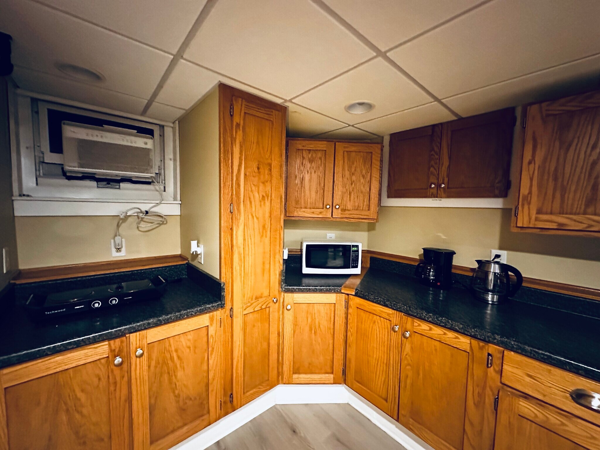 Kitchen - 39 Bartholdi Ave