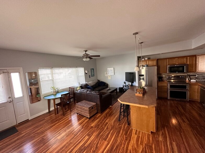Main entryway/living room/kitchen - 265 Madison Ave