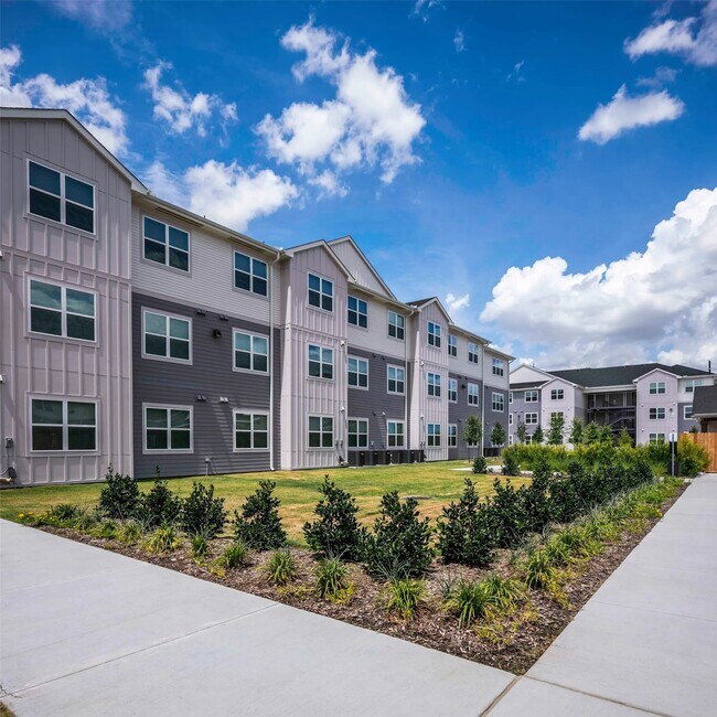 Building Photo - 13958 Cottingham Rd