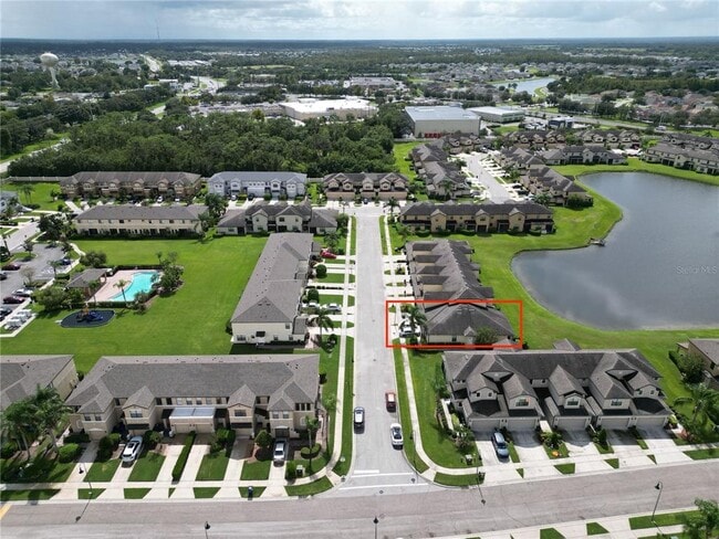 Building Photo - 2449 Seven Oaks Dr
