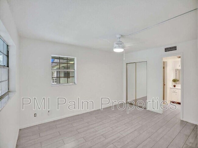 Building Photo - 10193 N Military Trl