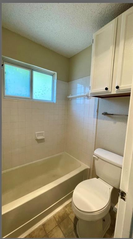 Building Photo - 509 Riverwood Dr